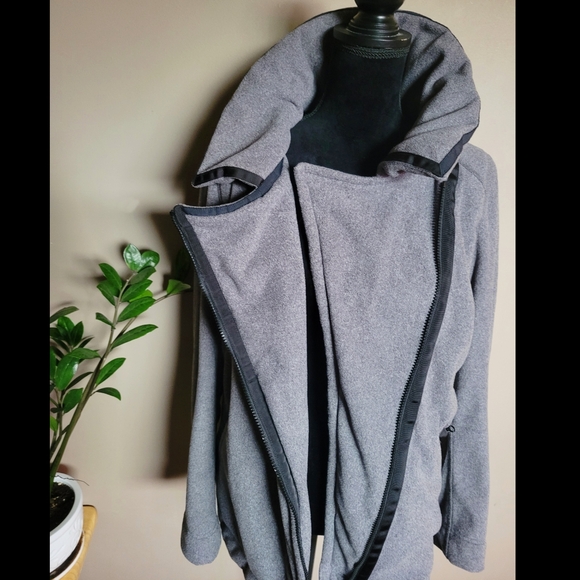 Lululemon Moto Jacket Ambient Gray Black - Picture 10 of 14